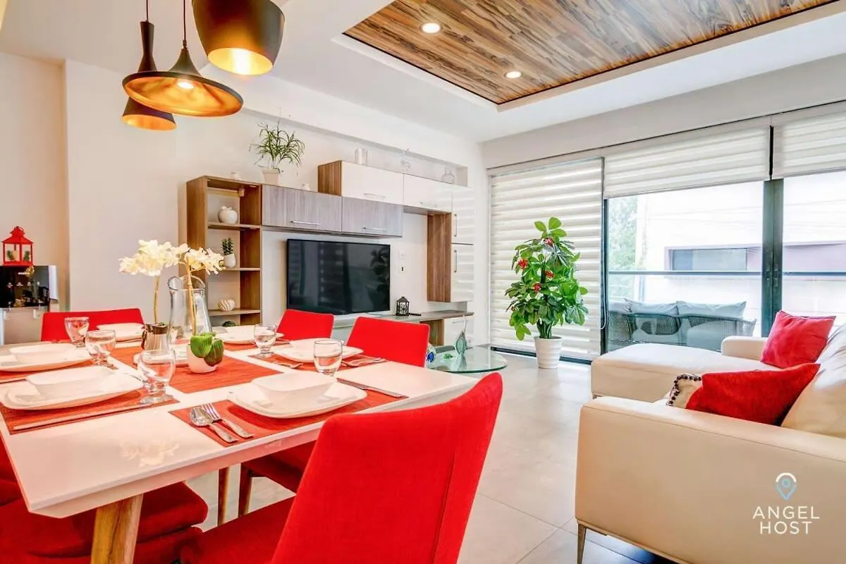 Condo With Amenities Sleeps 8 Roof Pool Gym Playa del Carmen Holiday home